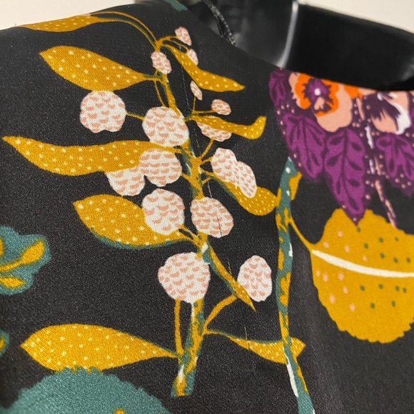 Floral dress - Picture 3 of 7